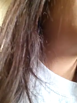 Snapshot of rposhta1991 chatting on 10/15/25, 11:32 rposhta1991 online show from 10/15/25, 11:32