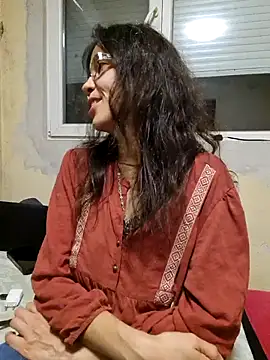 Snapshot of rposhta1991 chatting on 10/18/25, 07:25 rposhta1991 online show from 10/18/25, 07:25