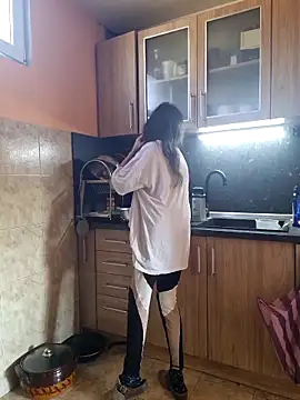 Snapshot of rposhta1991 chatting on 10/23/25, 12:04 rposhta1991 online show from 10/23/25, 12:04