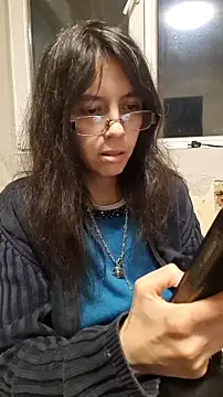 Snapshot of rposhta1991 chatting on 10/31/25, 08:10 rposhta1991 online show from 10/31/25, 08:10