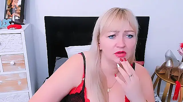 sweetMariina online show from 01/04/25, 06:09