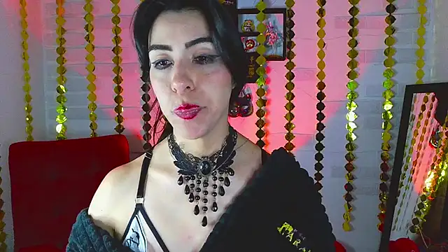Snapshot of sky_girl1 chatting on 03/05/25, 01:52 sky girl1 online show from 03/05/25, 01:52