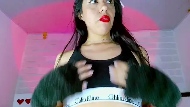 Snapshot of sky_girl1 chatting on 03/20/25, 06:08 sky girl1 online show from 03/20/25, 06:08