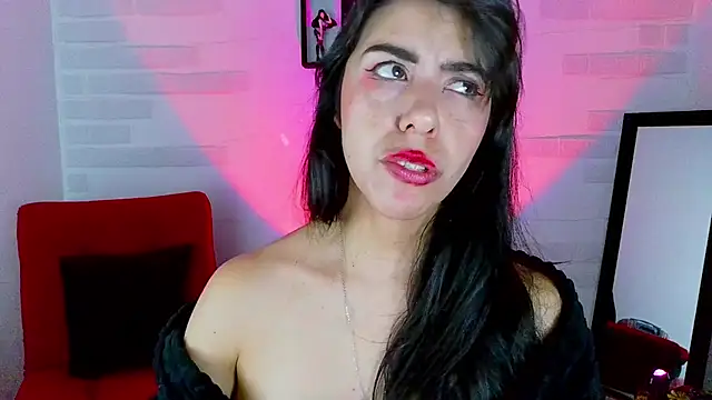Snapshot of sky_girl1 chatting on 03/21/25, 05:43 sky girl1 online show from 03/21/25, 05:43