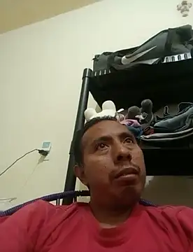 Snapshot of desnudo_Sexoxo chatting on 12/19/24, 11:35 desnudo Sexoxo online show from 12/19/24, 11:35