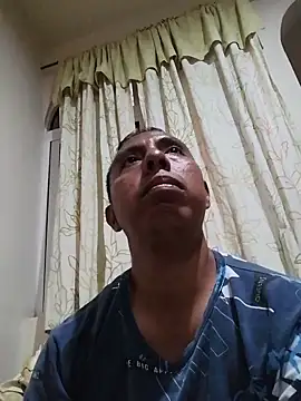 Snapshot of desnudo_Sexoxo chatting on 12/30/24, 11:28 desnudo Sexoxo online show from 12/30/24, 11:28