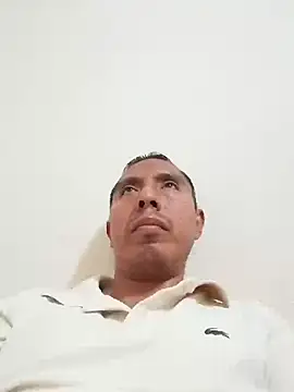 Snapshot of desnudo_Sexoxo chatting on 01/06/25, 02:15 desnudo Sexoxo online show from 01/06/25, 02:15