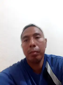 Snapshot of desnudo_Sexoxo chatting on 02/15/25, 01:21 desnudo Sexoxo online show from 02/15/25, 01:21