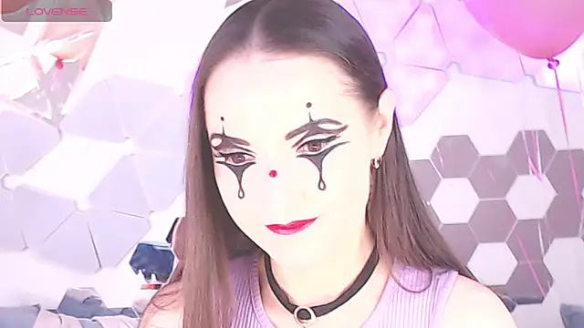 Snapshot of LexiKiss chatting on 01/15/25, 07:05 LexiKiss online show from 01/15/25, 07:05