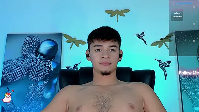 Snapshot of VikoHands chatting on 03/14/25, 01:27 VikoHands online show from 03/14/25, 01:27