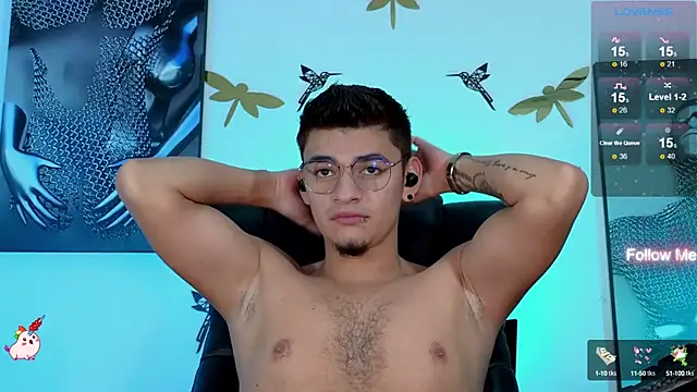 Snapshot of VikoHands chatting on 03/15/25, 11:17 VikoHands online show from 03/15/25, 11:17