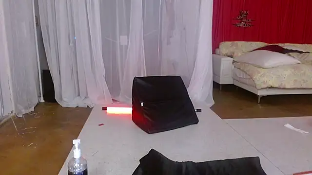 Snapshot of Sweet-Ginger chatting on 02/13/25, 07:31 Sweet-Ginger online show from 02/13/25, 07:31