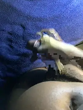 Snapshot of Curvy_conda chatting on 01/27/25, 07:13 Curvy conda online show from 01/27/25, 07:13