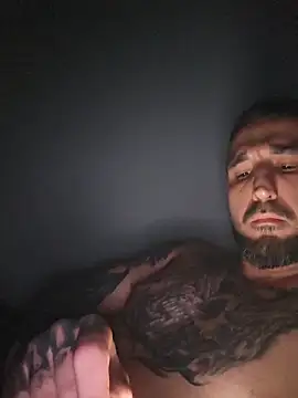 Snapshot of KompetentnyPetent chatting on 09/18/25, 07:16 KompetentnyPetent online show from 09/18/25, 07:16