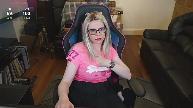 KelseyCobalt online show from 10/17/25, 06:21