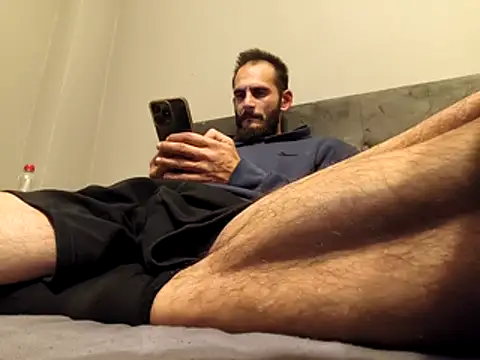 Snapshot of verysexy29 chatting on 11/26/25, 08:32 verysexy29 online show from 11/26/25, 08:32