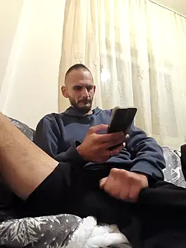 Snapshot of verysexy29 chatting on 11/28/25, 08:17 verysexy29 online show from 11/28/25, 08:17