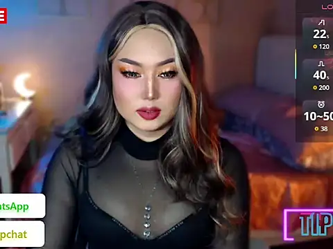 HOTnWILDalice online show from 10/27/25, 12:58