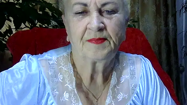 Emma52610 online show from 11/19/25, 07:08