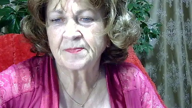 Emma52610 online show from 11/23/25, 12:38