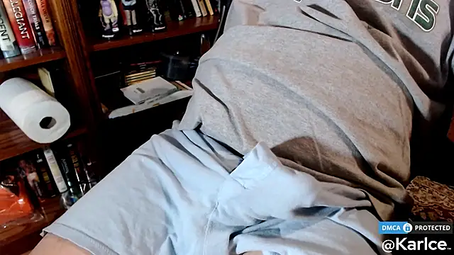 karlce online show from 10/23/25, 02:55