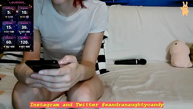 Snapshot of Naughtycandy9 chatting on 09/10/25, 08:20 Naughtycandy9 online show from 09/10/25, 08:20