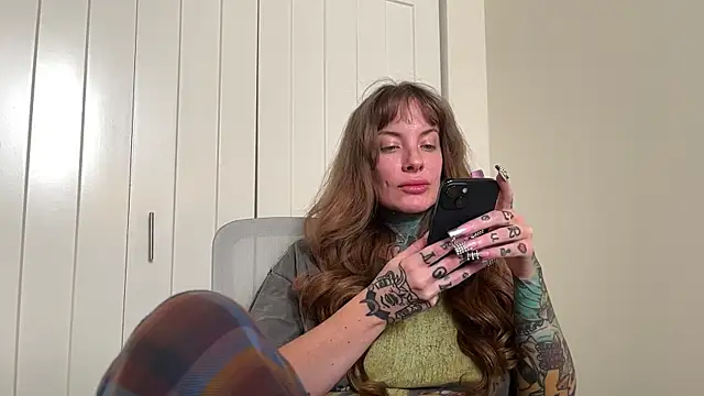 airgeadx online show from 12/30/24, 06:16