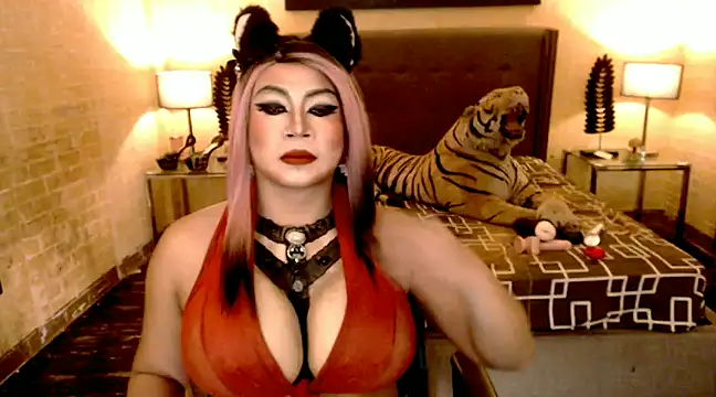 Snapshot of LavictoriaFox chatting on 01/18/25, 06:10 LavictoriaFox online show from 01/18/25, 06:10