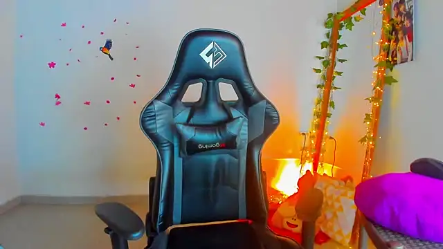 Susan Foxx online show from 11/08/25, 07:34