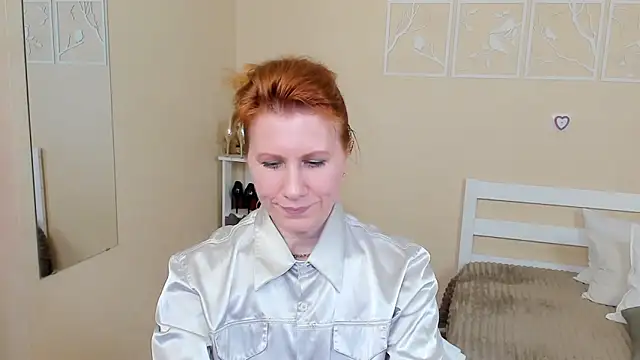 Snapshot of FoxySophia chatting on 01/28/25, 12:15 FoxySophia online show from 01/28/25, 12:15