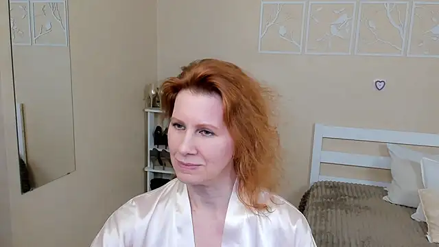 Snapshot of FoxySophia chatting on 02/08/25, 02:26 FoxySophia online show from 02/08/25, 02:26