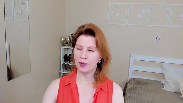 Snapshot of FoxySophia chatting on 02/23/25, 06:23 FoxySophia online show from 02/23/25, 06:23