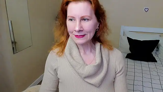 Snapshot of FoxySophia chatting on 09/20/25, 06:09 FoxySophia online show from 09/20/25, 06:09