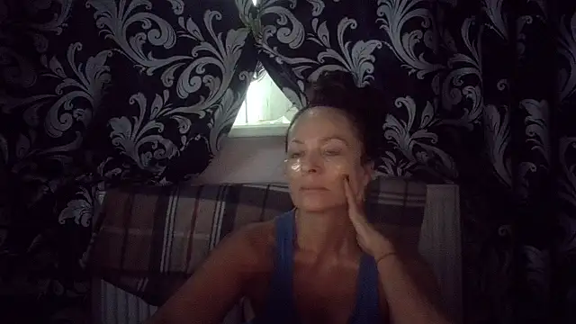 LindaStarS online show from 09/30/25, 04:50
