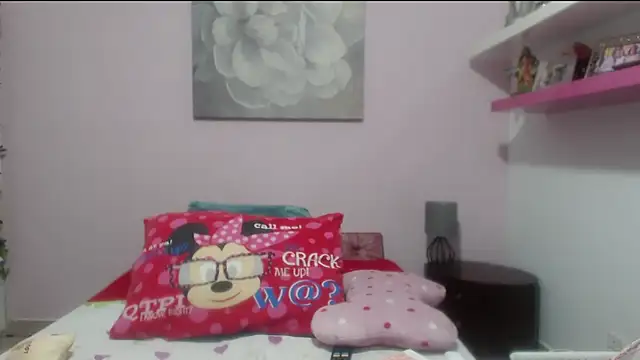 CindyCrawford online show from 10/14/25, 03:29