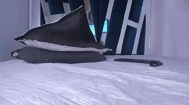 moonsweet1 online show from 03/10/25, 09:18