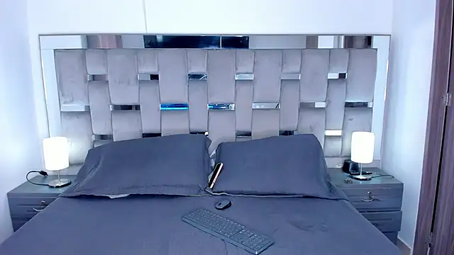 Cammiila online show from 10/07/25, 03:20