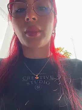 LINDA PATTY94 online show from 12/29/24, 04:08