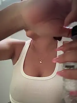 LINDA PATTY94 online show from 01/22/25, 10:15