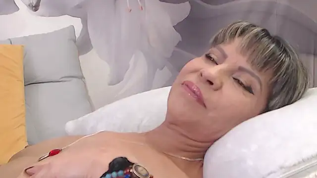 sofiasteven online show from 02/01/25, 03:18