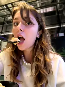 MariiD online show from 12/02/24, 10:07