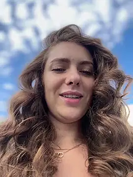 MariiD online show from 09/10/25, 06:57