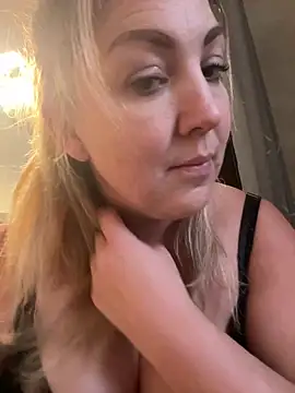 Anna Alexa online show from 01/10/25, 02:02