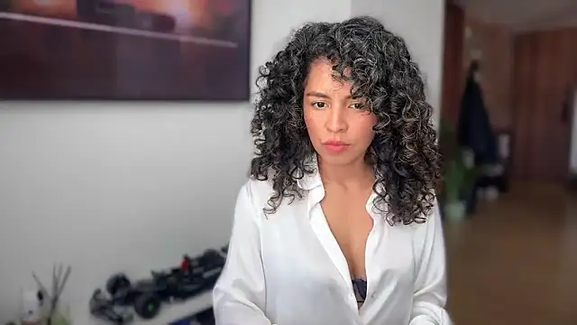 illaroom online show from 11/25/25, 08:09