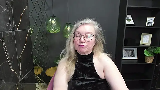 NataliMellow online show from 02/19/25, 04:22