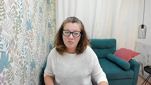 LeaPure online show from 11/15/25, 05:05