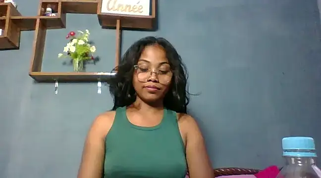 Snapshot of naya86 chatting on 01/18/25, 10:17 naya86 online show from 01/18/25, 10:17