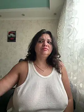 littleRikka online show from 01/15/25, 07:37