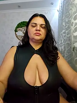 littleRikka online show from 09/17/25, 07:26