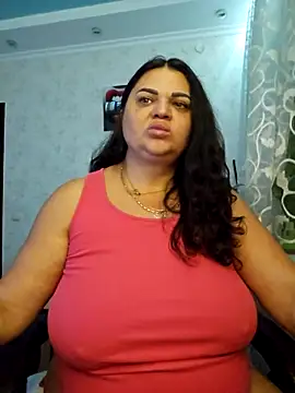 littleRikka online show from 11/07/25, 08:42